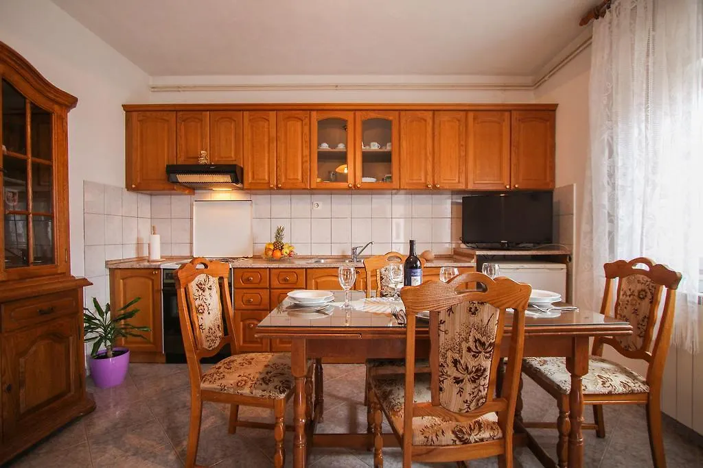Apartment Cvita Trogir 0*,  Croatia