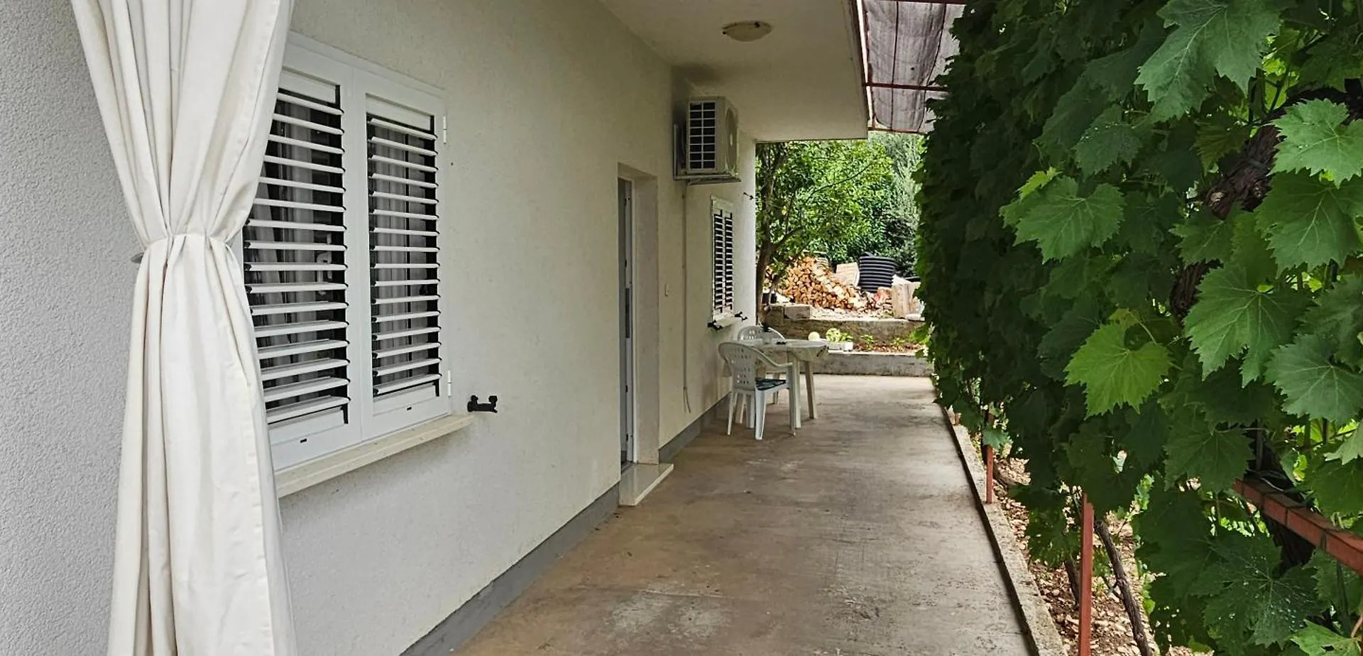 Apartment Cvita location